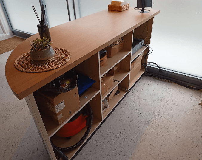 Bespoke office furniture and workstation construction